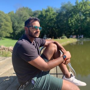 Meet your Posher, Akhil